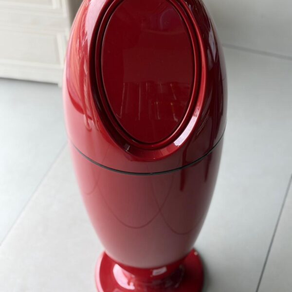 Glossy Dustbin with Swing Lid