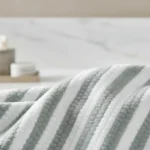 Super Soft Quick-Dry Hanging Towel - Image 2