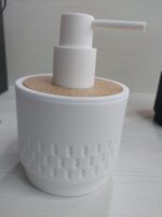 Stylish Soap Dispenser with Wooden Top - Image 7