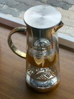 Gold-Accent Glass Pitcher with Lid - 1.4 L - Image 4