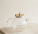 Luxury Glass Teapot with Gold Lid (1Ltr) - Image 3