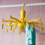 Hanging Dryer with 16 Clothes Pegs - Image 5