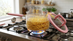Glass Saucepan with Pink Comfort Handle & Lid (1.8ltr) - Image 2